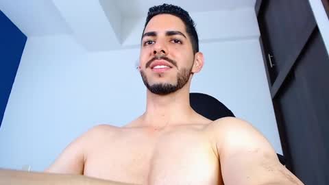 Snapshot of _davidwolf chatting on 19, 2, 2025 David online show from 19, 2, 2025