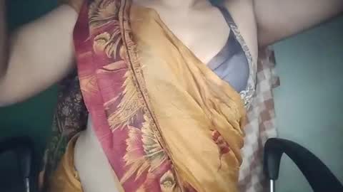 Snapshot of _dreamgirl_0 chatting on 14, 7, 2026 _dreamgirl_0 online show from 14, 7, 2026