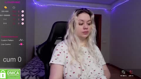 Snapshot of _elven_dreams__ chatting on 8, 2, 2025 chloue and Gretta online show from 8, 2, 2025