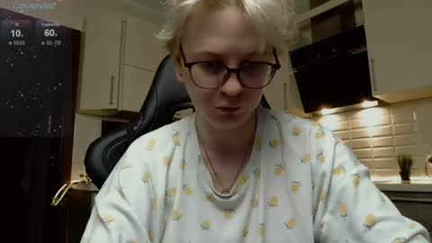 chloue and Gretta online show from 2, 7, 2026