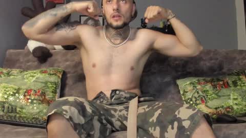 Snapshot of _emilio_escobar chatting on 18, 12, 2024 Emilio online show from 18, 12, 2024