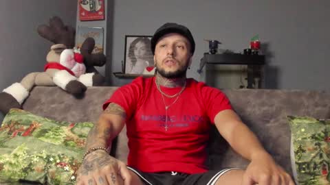 Snapshot of _emilio_escobar chatting on 28, 12, 2024 Emilio online show from 28, 12, 2024