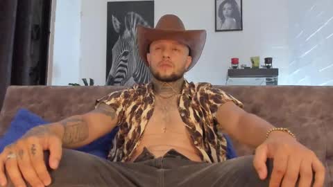 Snapshot of _emilio_escobar chatting on 11, 2, 2025 Emilio online show from 11, 2, 2025