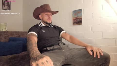 Snapshot of _emilio_escobar chatting on 13, 9, 2025 Emilio online show from 13, 9, 2025