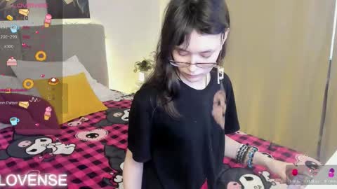 _emily__strike_ online show from 18, 3, 2026