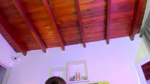 Snapshot of _emily_r chatting on 10, 1, 2025 Isabella online show from 10, 1, 2025