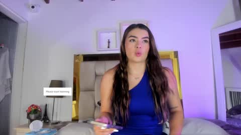 Snapshot of _emily_r chatting on 7, 2, 2025 Isabella online show from 7, 2, 2025