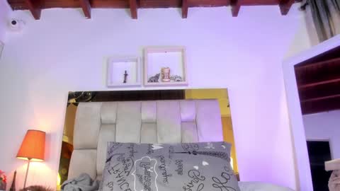 Snapshot of _emily_r chatting on 7, 2, 2025 Isabella online show from 7, 2, 2025