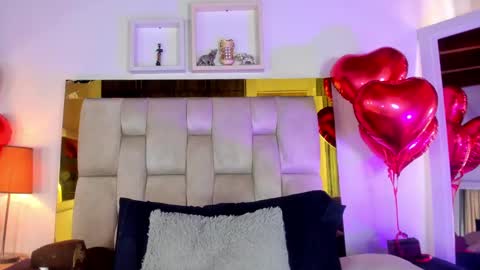 Snapshot of _emily_r chatting on 15, 2, 2025 Isabella online show from 15, 2, 2025