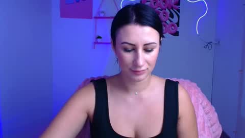 Emma online show from 21, 11, 2025