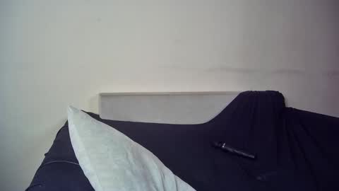 Emma Sugar online show from 24, 2, 2026