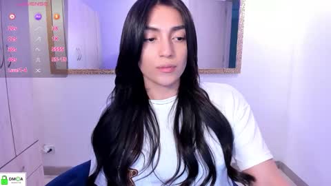 Snapshot of _ericavanderhill_ chatting on 20, 12, 2025 Erica Vanderhill online show from 20, 12, 2025