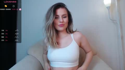 _esmeraldiyaa_ online show from 23, 1, 2025