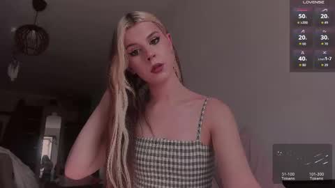 Snapshot of _eva_pleasure_ chatting on 19, 4, 2026 Eva online show from 19, 4, 2026