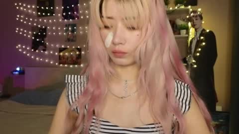 EveEva online show from 10, 4, 2026