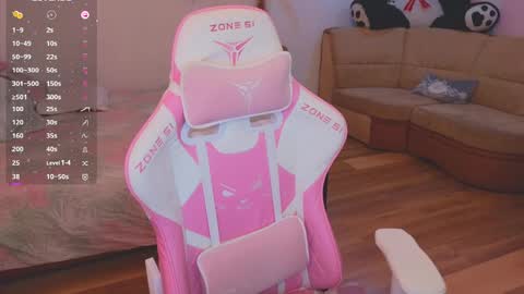 Evie online show from 9, 1, 2025