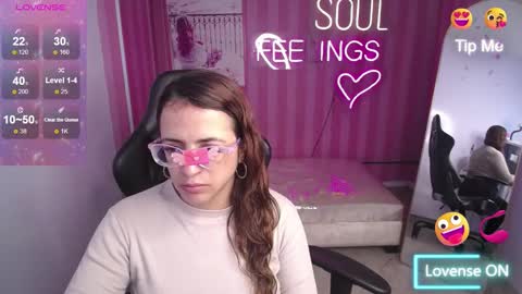 Snapshot of _evoni_b chatting on 19, 9, 2025 evoni online show from 19, 9, 2025