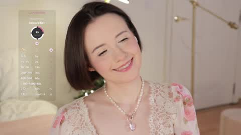 Snapshot of _female_essence_ chatting on 23, 12, 2024 Essie online show from 23, 12, 2024