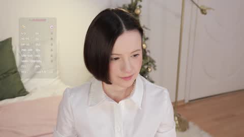 Snapshot of _female_essence_ chatting on 20, 1, 2025 Essie online show from 20, 1, 2025