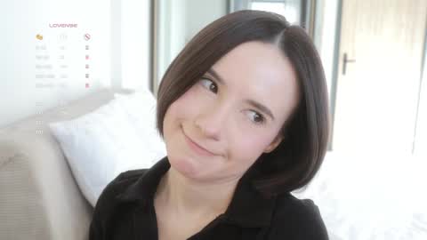 Essie  online show from 29, 3, 2026