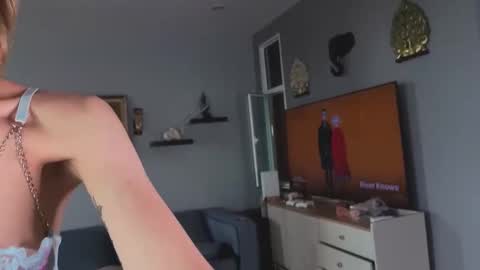 Snapshot of _fieryflash_ chatting on 13, 11, 2025 Lola 3 online show from 13, 11, 2025