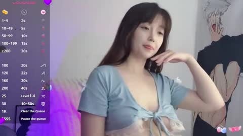 Snapshot of _flipped_ chatting on 15, 11, 2025 Flipped online show from 15, 11, 2025