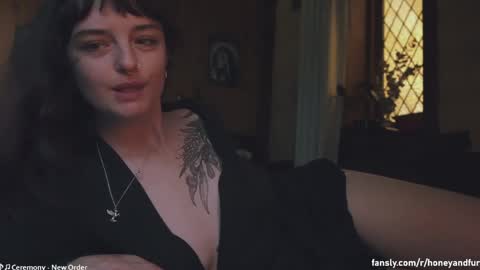Snapshot of _freckles chatting on 3, 5, 2026 Jacqui Queen goddess motorcycle mozzarella Jaq next livestream see bio online show from 3, 5, 2026