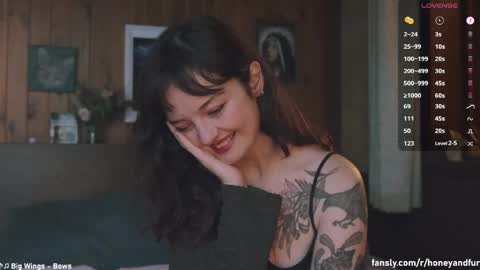 Snapshot of _freckles chatting on 5, 6, 2026 Jacqui Queen goddess motorcycle mozzarella Jaq next livestream see bio online show from 5, 6, 2026