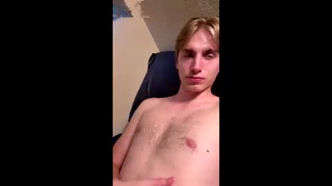 Snapshot of _frosty_69 chatting on 27, 3, 2026 _frosty_69 online show from 27, 3, 2026