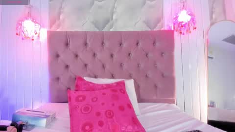GabbySweet  online show from 19, 5, 2026