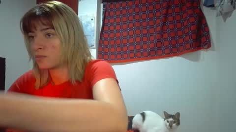 Snapshot of _genesid_dixton chatting on 6, 4, 2026 Mia-foster online show from 6, 4, 2026