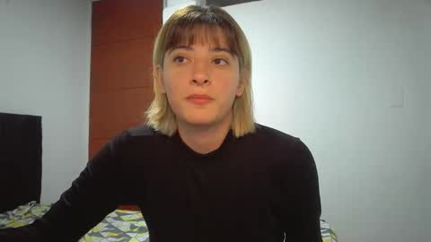 Snapshot of _genesid_dixton chatting on 23, 4, 2026 Mia-foster online show from 23, 4, 2026