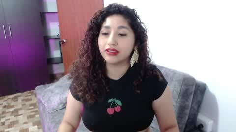 Snapshot of _gia_dior chatting on 5, 4, 2026 Gia Independent model online show from 5, 4, 2026