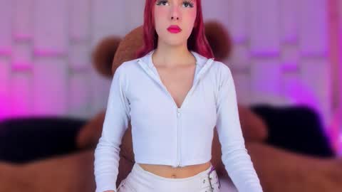 Snapshot of _gigidoll_ chatting on 19, 11, 2025 Gigi online show from 19, 11, 2025