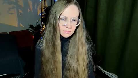 Snapshot of _goldilocks__ chatting on 1, 10, 2025 _goldilocks__ online show from 1, 10, 2025