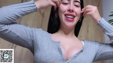 Snapshot of _gummies15 chatting on 12, 12, 2024 sara online show from 12, 12, 2024