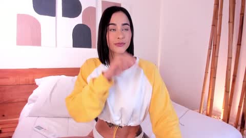 Hanna johnson online show from 1, 1, 2025