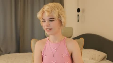 Snapshot of _honnyland chatting on 10, 6, 2026 Alisha online show from 10, 6, 2026