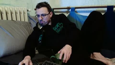 Manuel online show from 17, 2, 2025