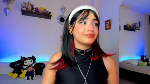 Snapshot of _hotpink chatting on 6, 1, 2025 Jenn  online show from 6, 1, 2025