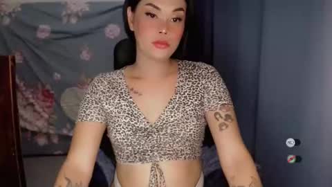 Snapshot of _hottiemaze chatting on 1, 10, 2025 hottiemaze online show from 1, 10, 2025