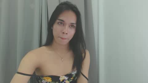 yanie online show from 5, 3, 2025