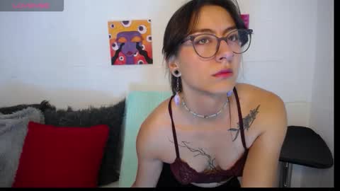 Snapshot of _ir1s_ chatting on 24, 3, 2026 _ir1s_ online show from 24, 3, 2026