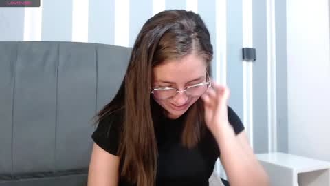 Snapshot of _isaabellaa chatting on 7, 1, 2025 Isa online show from 7, 1, 2025