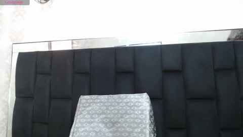 Snapshot of _isaabellaa chatting on 10, 1, 2025 Isa online show from 10, 1, 2025