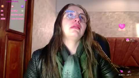 Snapshot of _isaabellaa chatting on 24, 10, 2025 Isa online show from 24, 10, 2025