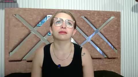 Snapshot of _isaabellaa chatting on 22, 6, 2026 Isa online show from 22, 6, 2026