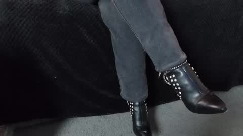 Miss Jade online show from 3, 12, 2025