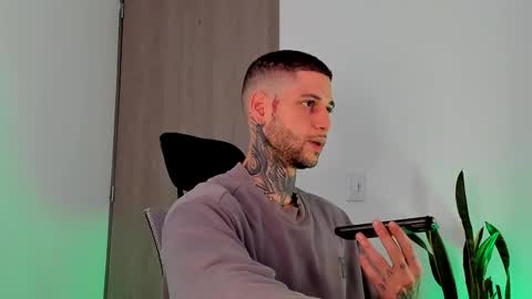 Snapshot of _jamesleandros chatting on 20, 2, 2026 jeison online show from 20, 2, 2026