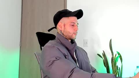 Snapshot of _jamesleandros chatting on 6, 3, 2026 jeison online show from 6, 3, 2026